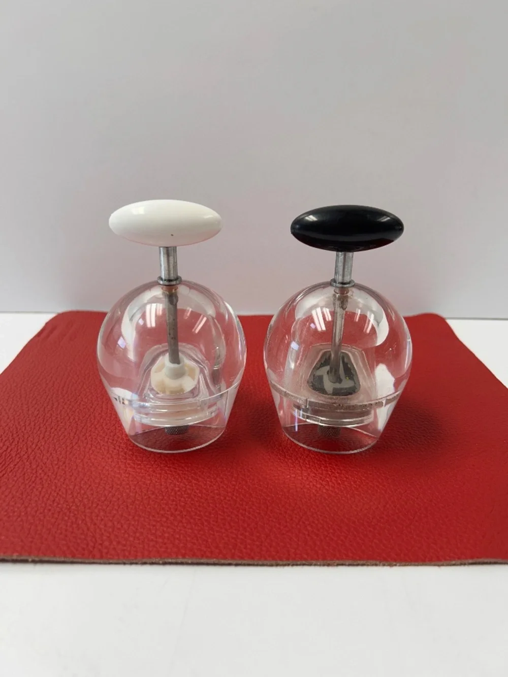 Vintage Bodum Peppino Salt & Pepper Grinders Danish Modern Acrylic Mill Set